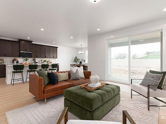 7th image of this home