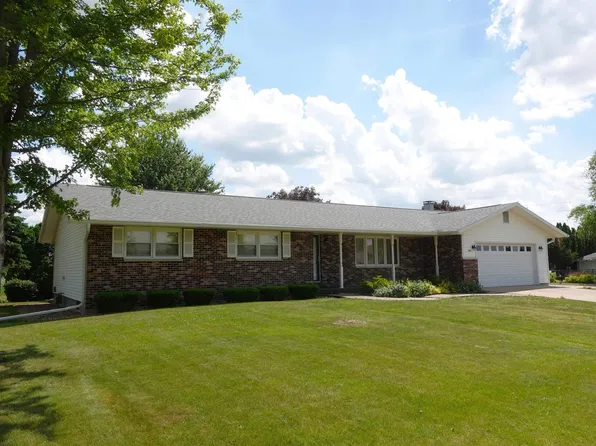 2060 W Losey St, Galesburg, IL 61401