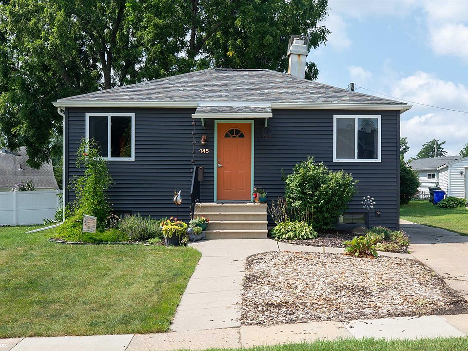 1st image of 145 Dawley St NE