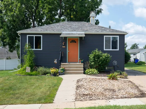 145 Dawley St NE, Cedar Rapids, IA 52402