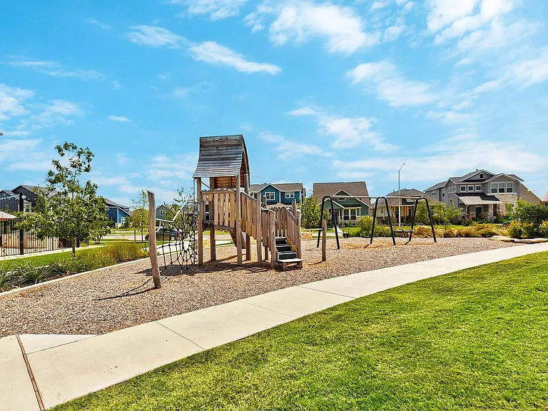 8816 Mina Dr — Photo 23