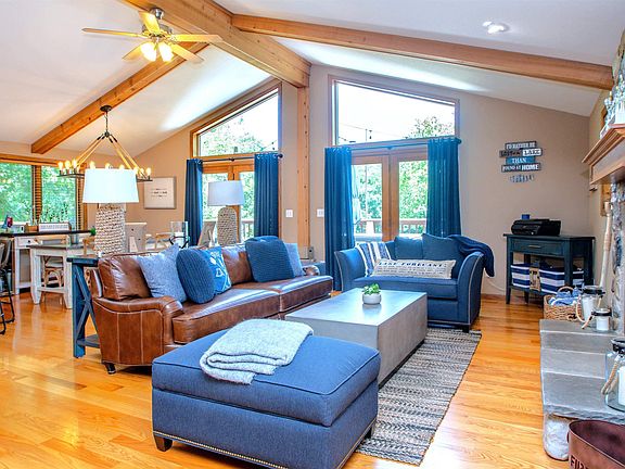 4th image of 243 Green Leaf Ct