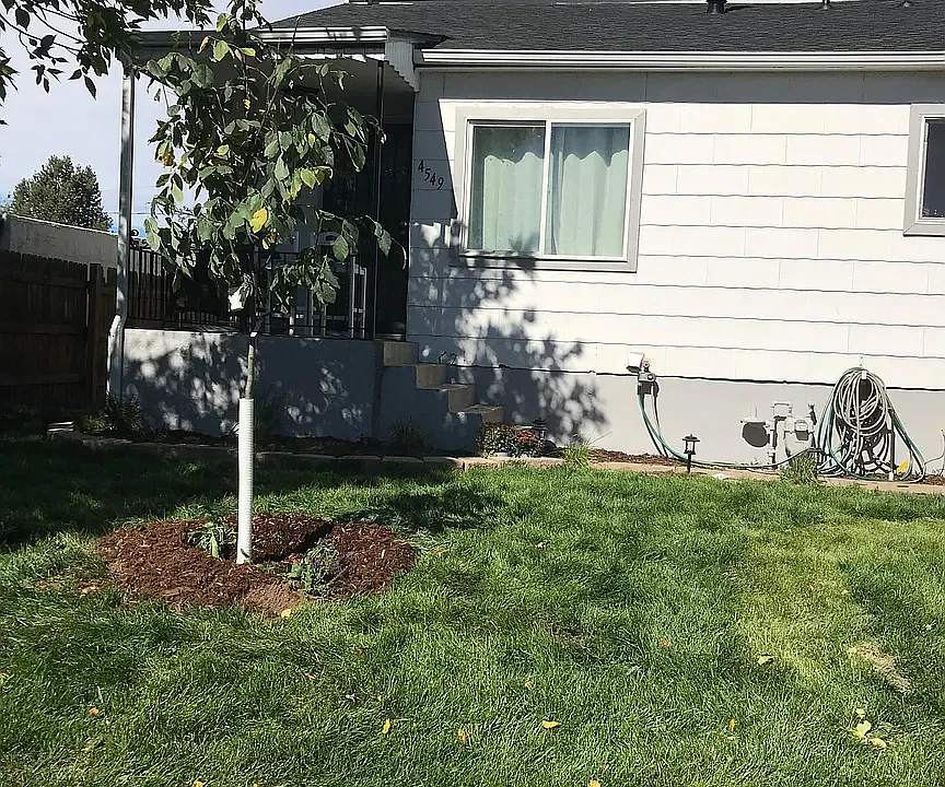 4549 W Dakota Ave