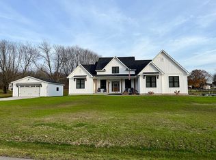 329 Latonka Dr, Mercer, PA 16137