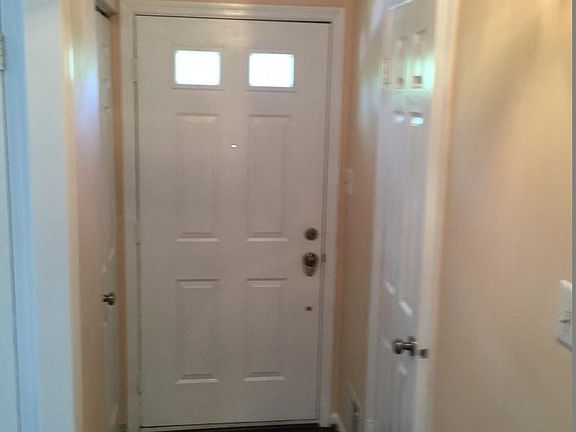 Entry Hallway 1