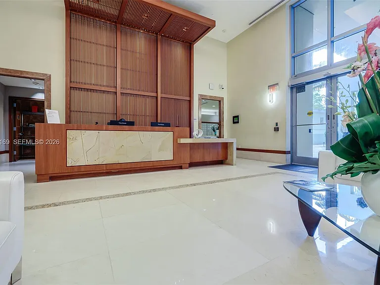 1050 Brickell Ave #2320 — Photo 3