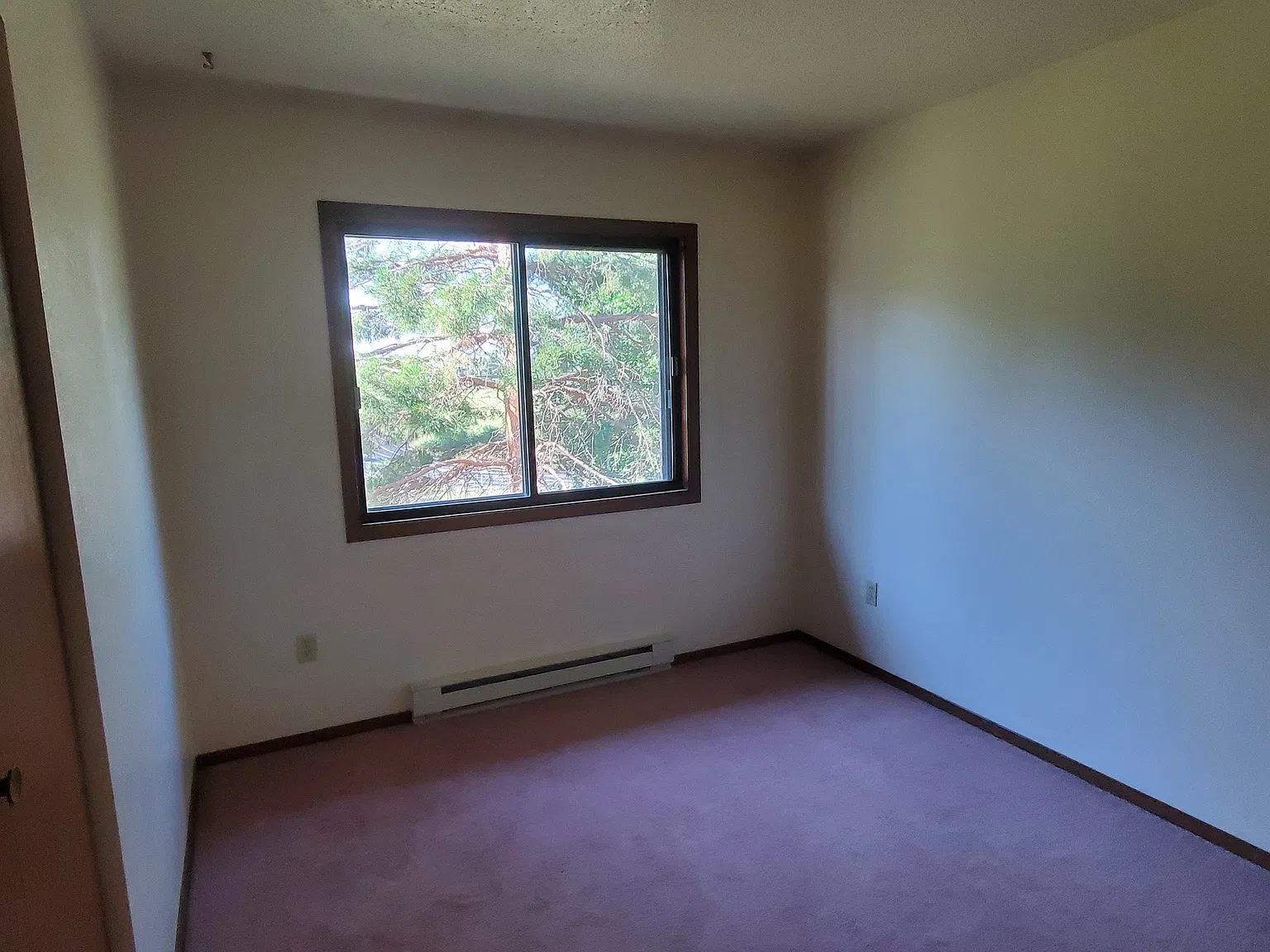 2 bed, 850 sqft, $1,025 — Photo 4