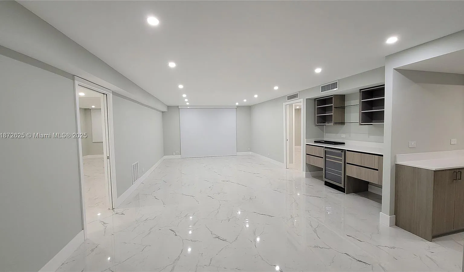2 bed, 1400 sqft, $3,750 — Photo 4