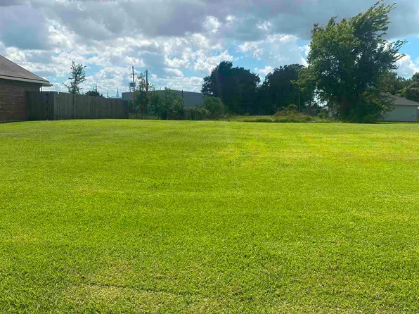 Dewey St, Westlake, LA 70669