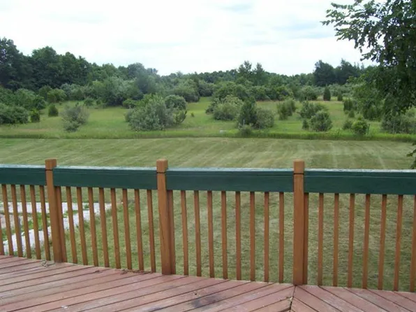 6704 Sheldon Rd, Whitmore Lake, MI 48189