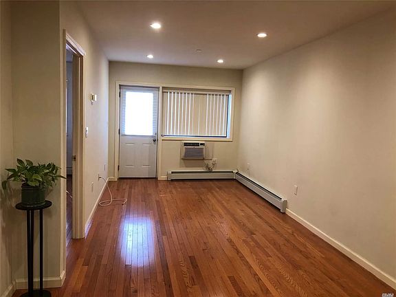 3rd image of 142-28 37th Ave #2B