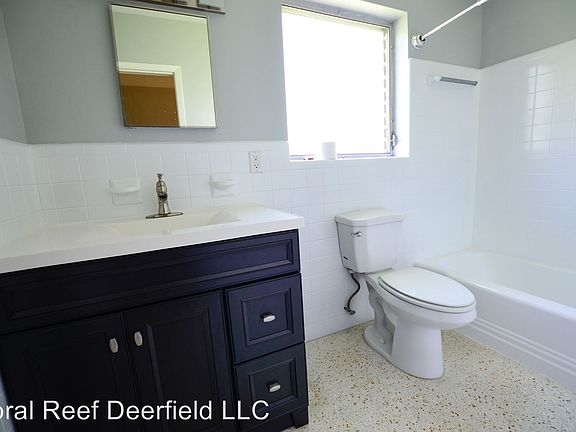 5th image of 1991 SE 10th St #4