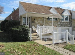 13053 Stevens Rd, Philadelphia, PA 19116