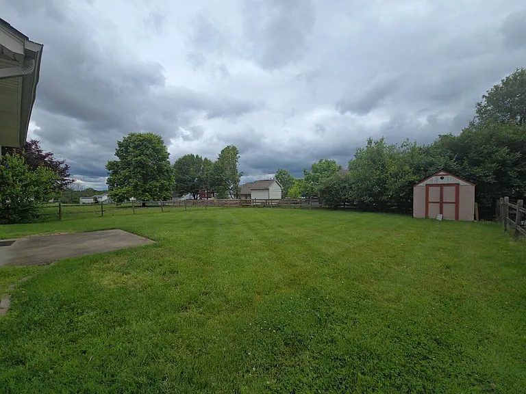 3054 Granny Smith Ln — Photo 41