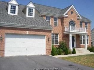 225 Sheerer Dr, Martinsburg, WV 25404