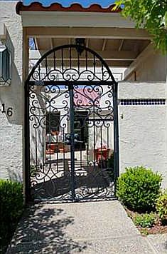 2nd image of 1116 Los Jardines Cir