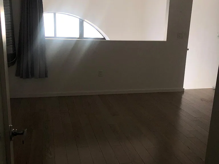 728 Market St #201 — Photo 32