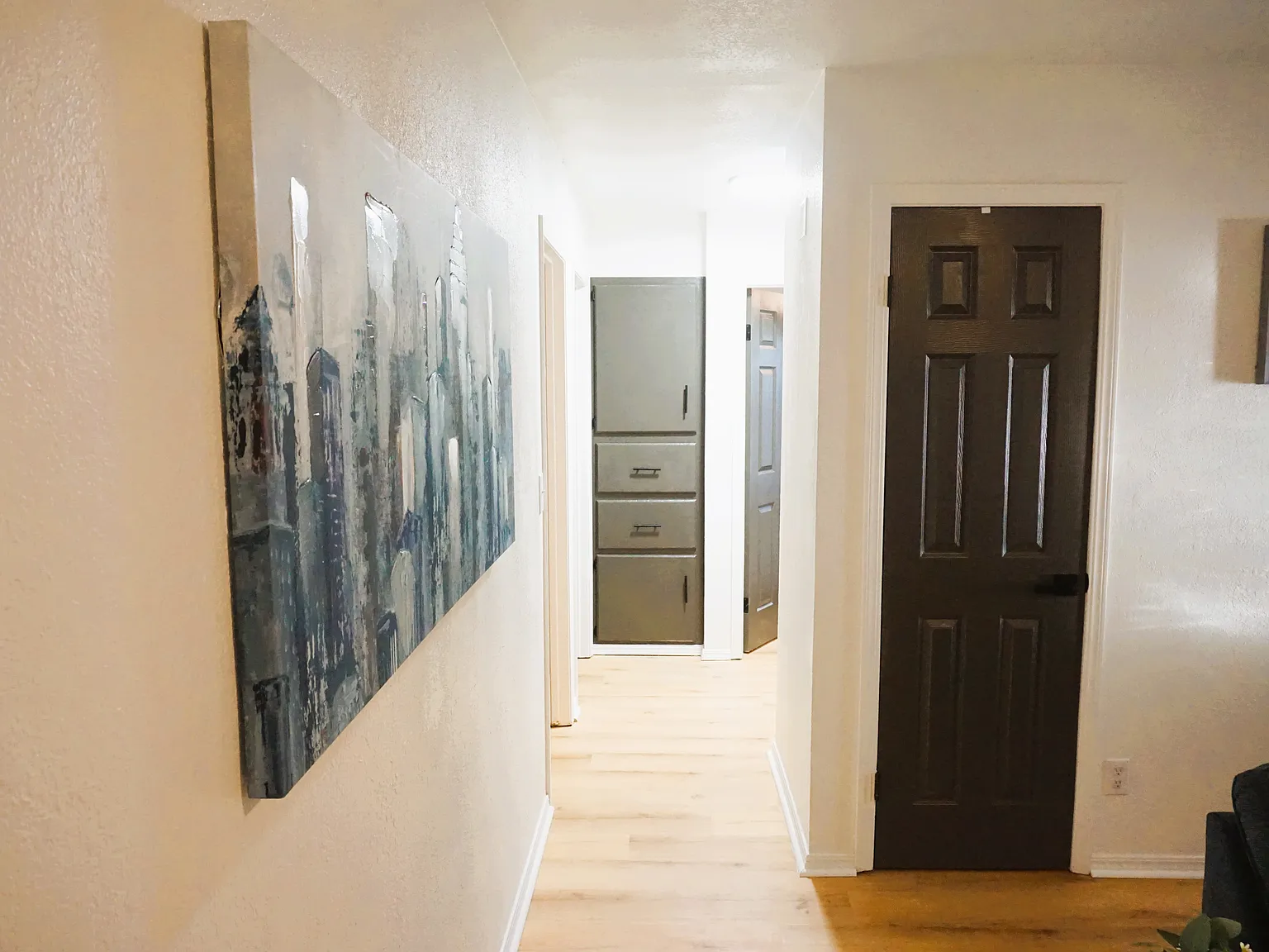 1345 E Brooks St — Photo 3
