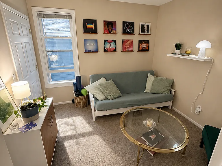 1407 Washington St NE #1 — Photo 11