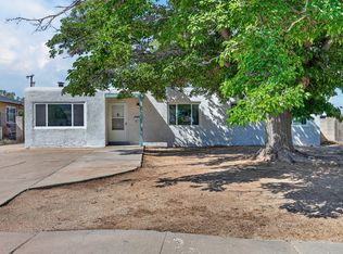 1004 Wade Cir NE, Albuquerque, NM 87112