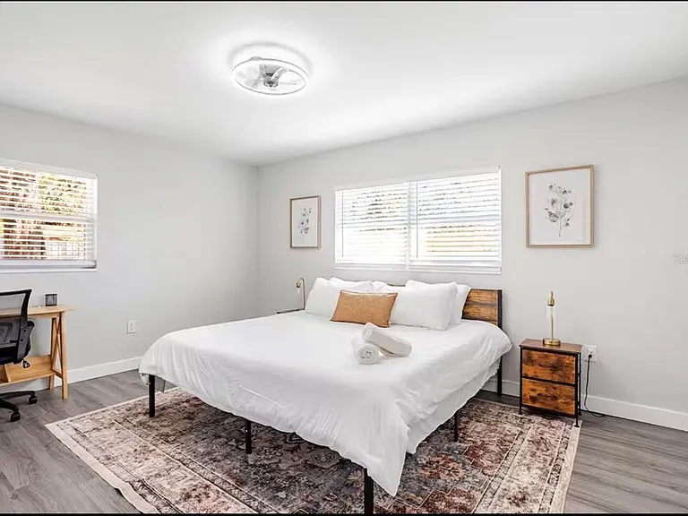 8911 Oren Ave — Photo 12