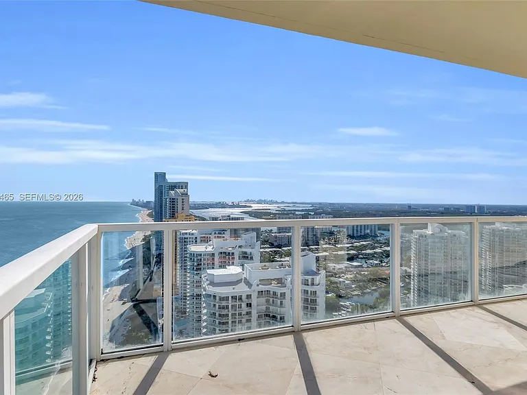 16699 Collins Ave #4202 — Photo 12