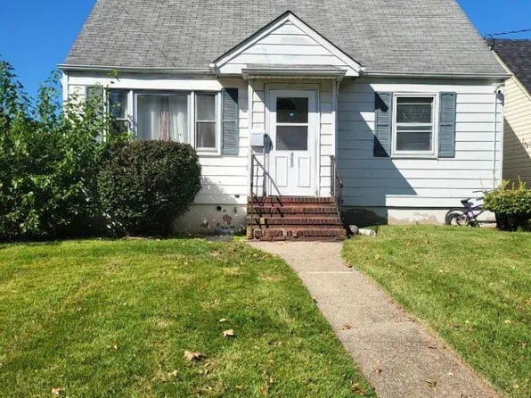 350 Elmwood Ter, Linden City, NJ 07036