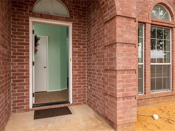 2nd image of 8544 Cove Meadow Ln