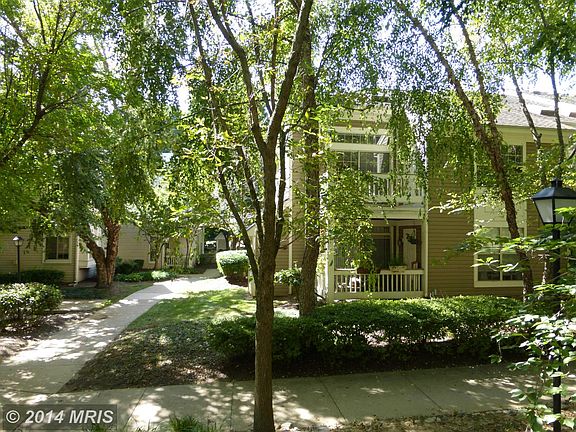 3rd image of 5905 Barbados Pl APT 201