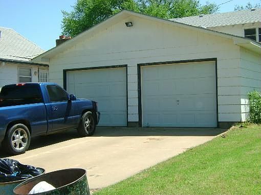 2nd image of 801 5th St
