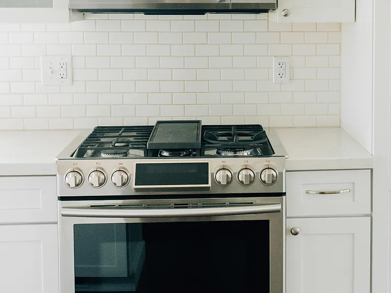 3807 N 2525 E — Photo 19