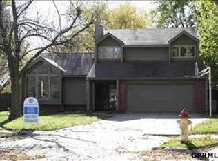 14917 Z Cir, Omaha, NE 68137