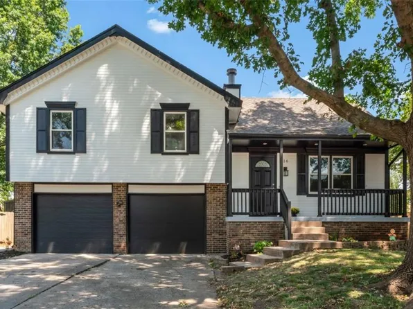 516 Broadway St, Grain Valley, MO 64029