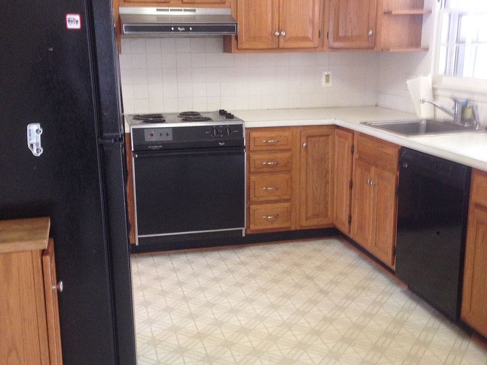 1st image of 9534 Old Creek Dr