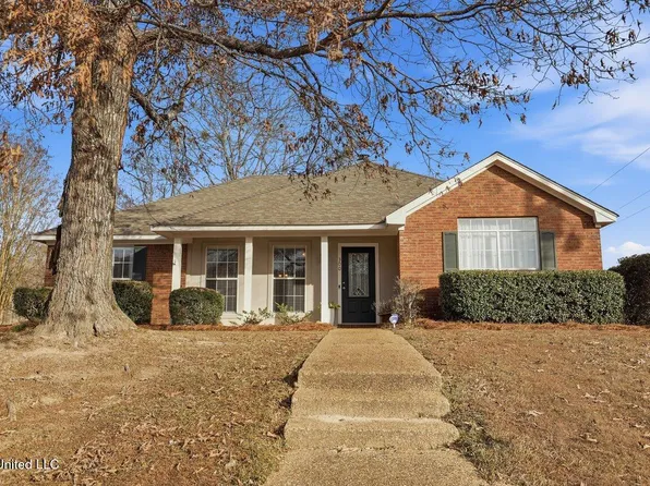 300 White Oak Dr, Brandon, MS 39047