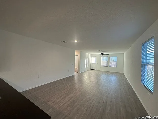 4522 Martin Way — Photo 4