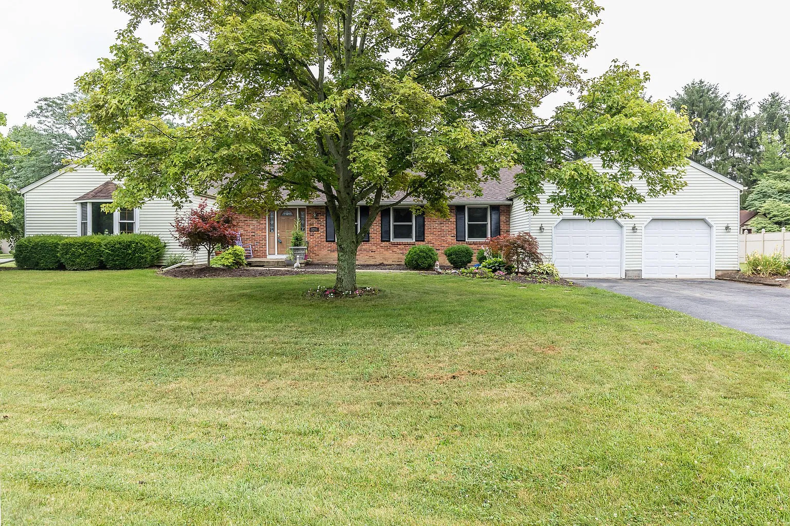 5291 Sandpiper Dr photo 1