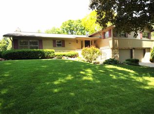 618 Morningstar Ln, Madison, WI 53704