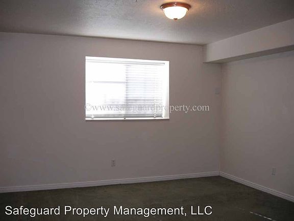 4th image of 1484 W Westbury Way #6