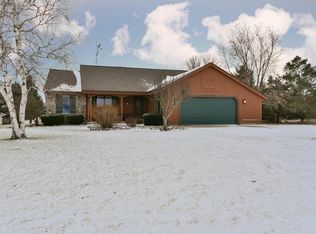 2023 Dixie Rd, Port Washington, WI 53074