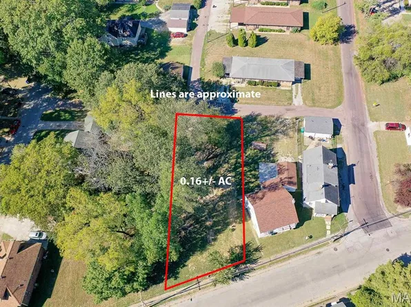 1015 Caseyville Ave, Swansea, IL 62226