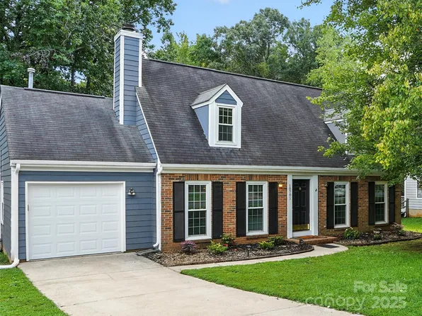 10701 Starwood Ave, Charlotte, NC 28215