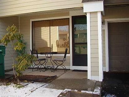 2nd image of 419 Thoreau St