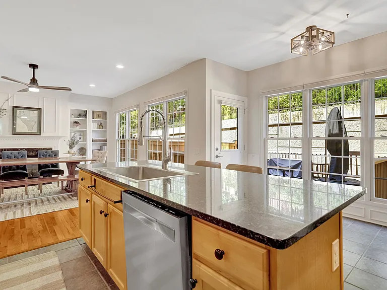 5231 Winter View Dr — Photo 23
