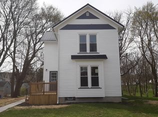 26 Grove St, Perry, NY 14530