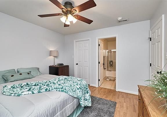 4th image of 10 Eagle Rock Cv Unit 303