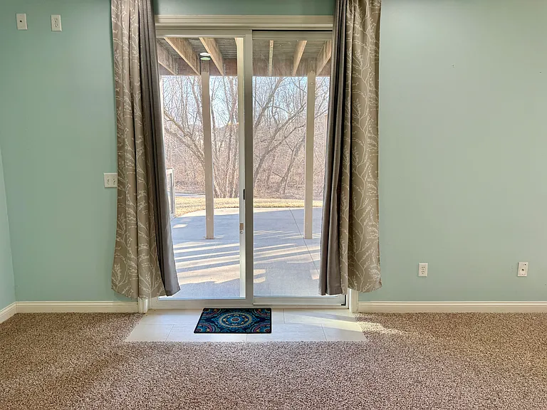 2098 Dempster Dr — Photo 9