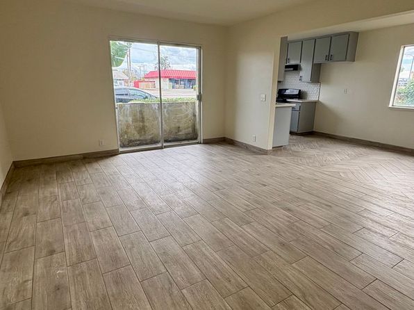 1951 N Ventura Rd APT A