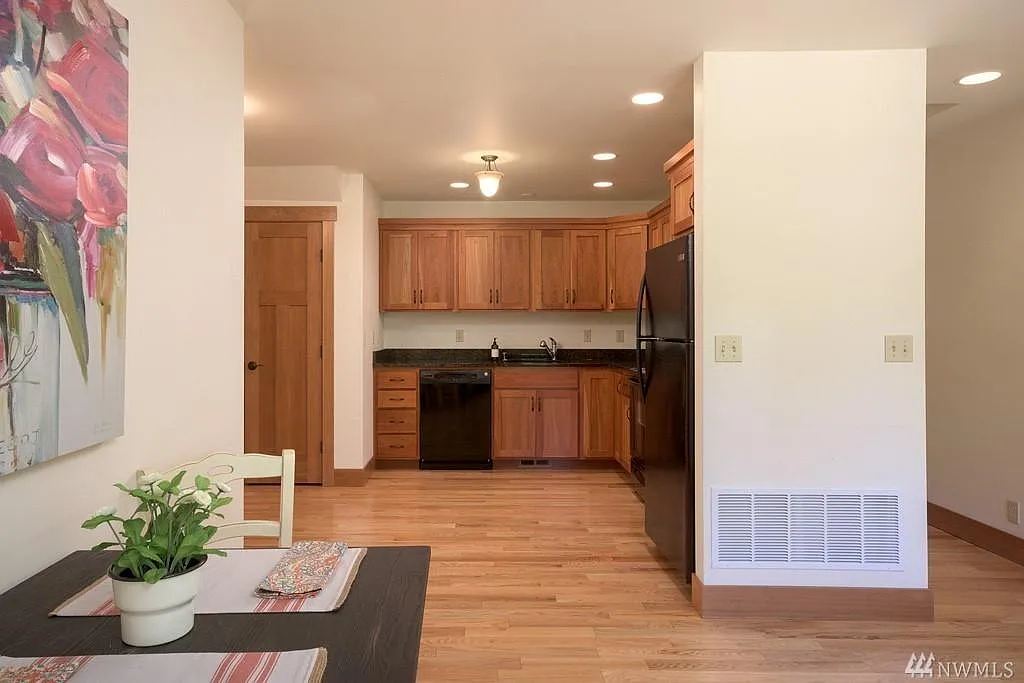 1 bed, 800 sqft, $1,650 — Photo 4