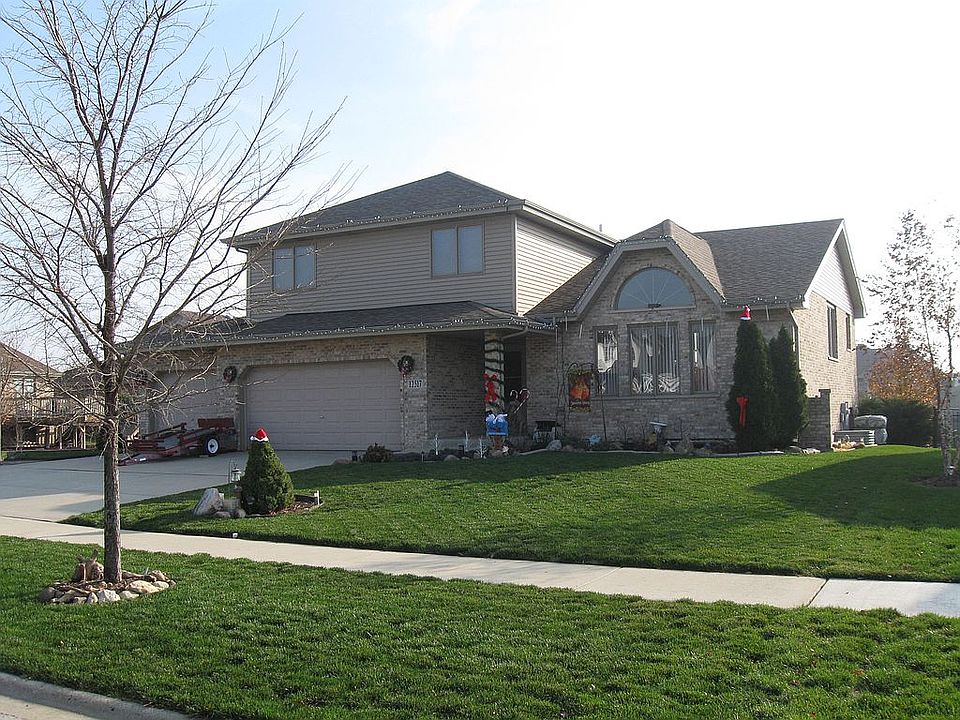 2nd image of 12517 W Moorland Dr